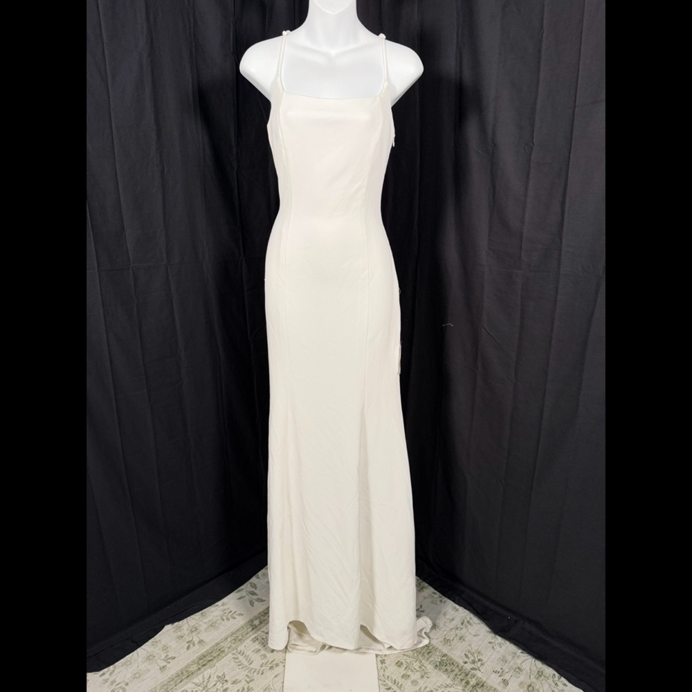 Lulu's Blessed Romance White Sleeveless Button Back Mermaid Maxi Dress Size S